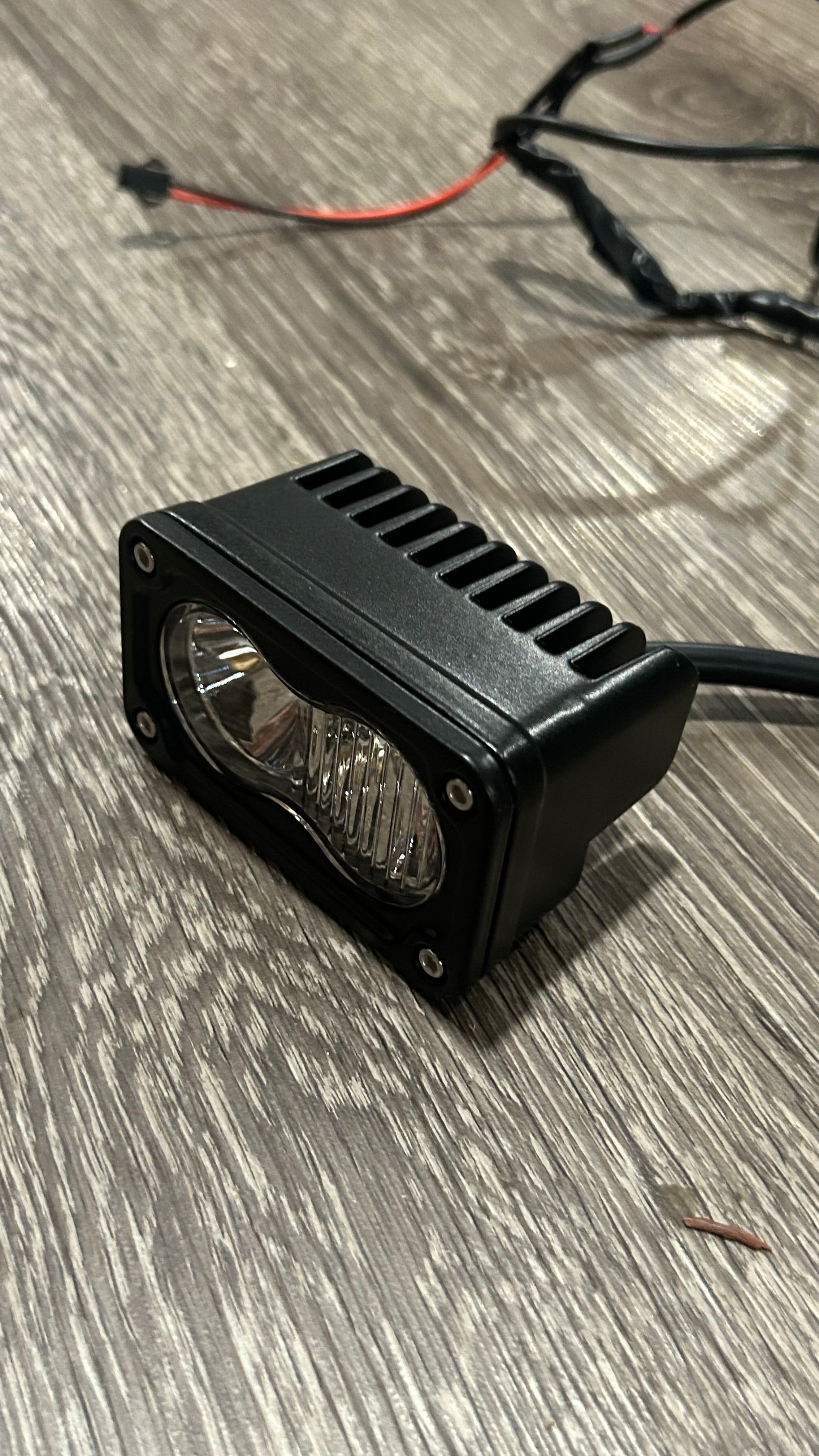 Plug and play light combo for ridstars comes with Baja and plug and play rock light