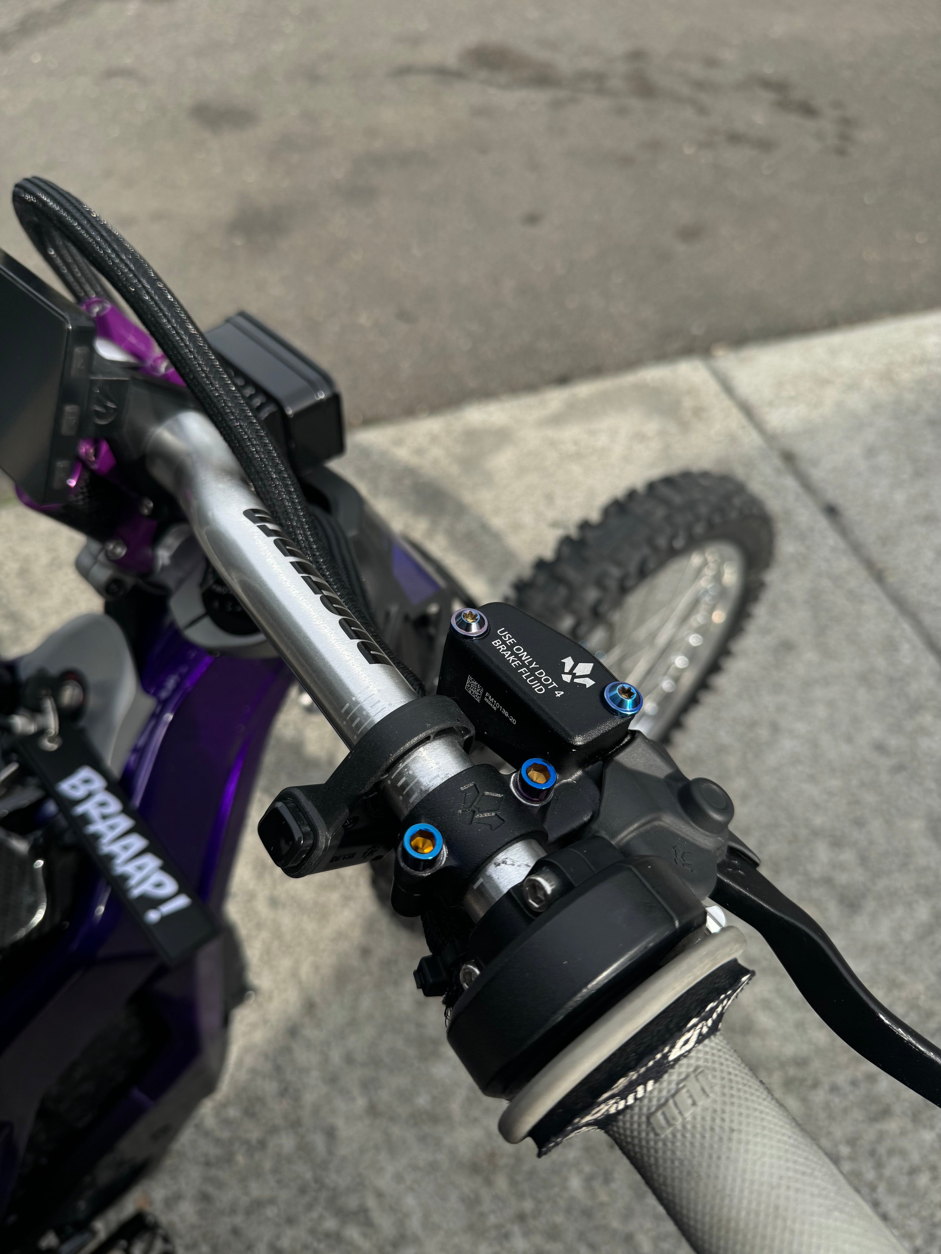 Formula titanium brake mount bolts