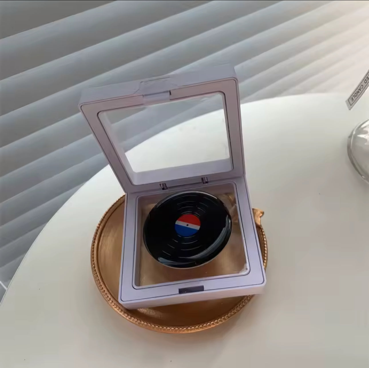 Ignition pop socket